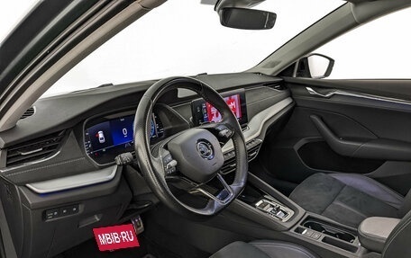 Skoda Octavia IV, 2021 год, 2 300 000 рублей, 15 фотография