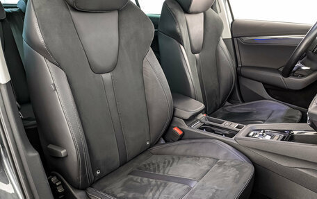 Skoda Octavia IV, 2021 год, 2 300 000 рублей, 24 фотография