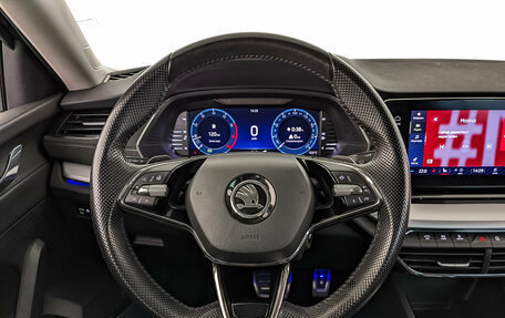 Skoda Octavia IV, 2021 год, 2 300 000 рублей, 22 фотография