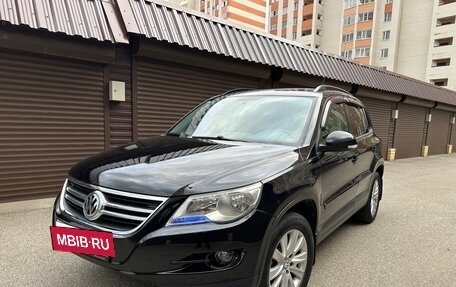 Volkswagen Tiguan I, 2010 год, 1 049 000 рублей, 11 фотография