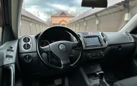 Volkswagen Tiguan I, 2010 год, 1 049 000 рублей, 13 фотография
