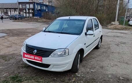 Renault Logan I, 2013 год, 280 000 рублей, 2 фотография