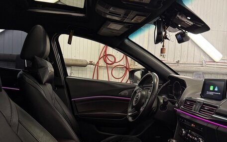 Mazda 3, 2018 год, 1 960 000 рублей, 7 фотография