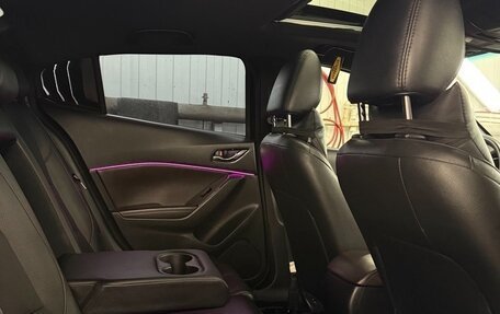 Mazda 3, 2018 год, 1 960 000 рублей, 8 фотография