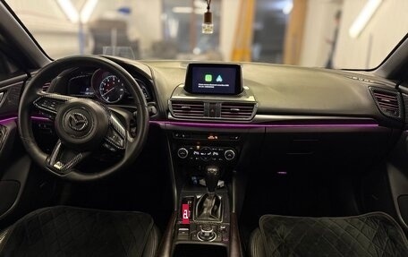 Mazda 3, 2018 год, 1 960 000 рублей, 9 фотография