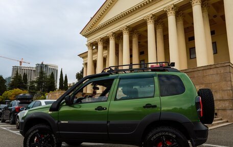 Chevrolet Niva I рестайлинг, 2014 год, 1 000 000 рублей, 8 фотография