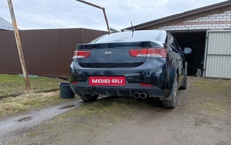 KIA Cerato III, 2010 год, 800 000 рублей, 3 фотография