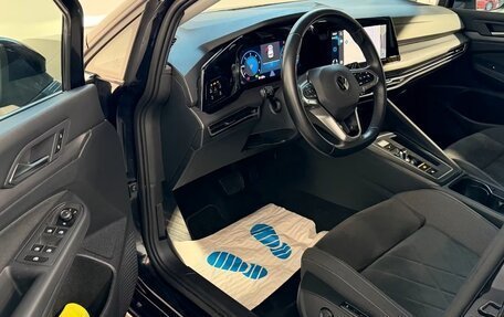 Volkswagen Golf VIII, 2023 год, 2 620 000 рублей, 11 фотография