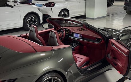 Porsche 911, 2022 год, 14 700 000 рублей, 11 фотография