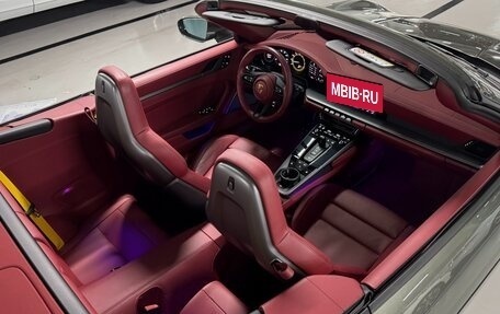 Porsche 911, 2022 год, 14 700 000 рублей, 12 фотография