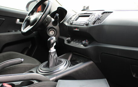 KIA Sportage III, 2011 год, 999 000 рублей, 18 фотография