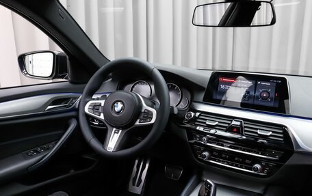 BMW 5 серия, 2019 год, 3 590 000 рублей, 7 фотография