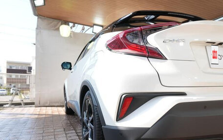 Toyota C-HR I рестайлинг, 2019 год, 1 600 000 рублей, 7 фотография