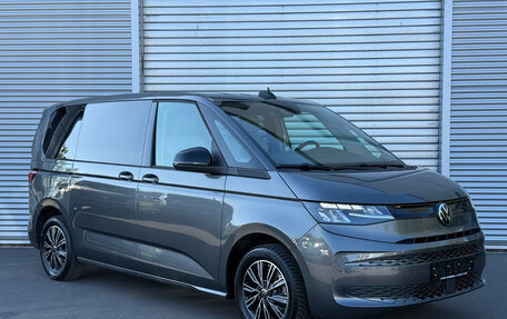 Volkswagen Multivan, 2023 год, 4 750 000 рублей, 1 фотография