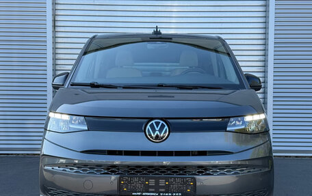 Volkswagen Multivan, 2023 год, 4 750 000 рублей, 3 фотография