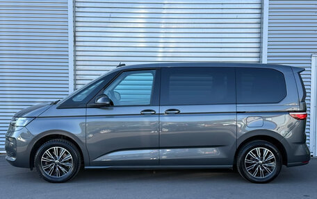 Volkswagen Multivan, 2023 год, 4 750 000 рублей, 7 фотография