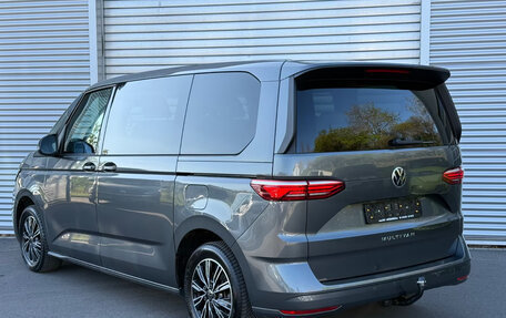 Volkswagen Multivan, 2023 год, 4 750 000 рублей, 6 фотография