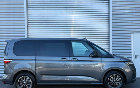 Volkswagen Multivan, 2023 год, 4 750 000 рублей, 8 фотография