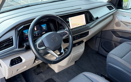 Volkswagen Multivan, 2023 год, 4 750 000 рублей, 9 фотография