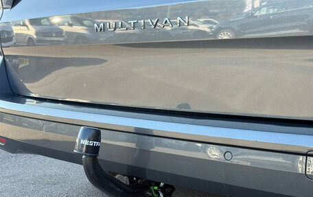 Volkswagen Multivan, 2023 год, 4 750 000 рублей, 27 фотография