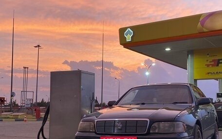 Toyota Crown Majesta, 1994 год, 600 000 рублей, 2 фотография