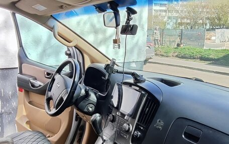 Hyundai Grand Starex Grand Starex I рестайлинг 2, 2008 год, 1 000 000 рублей, 11 фотография