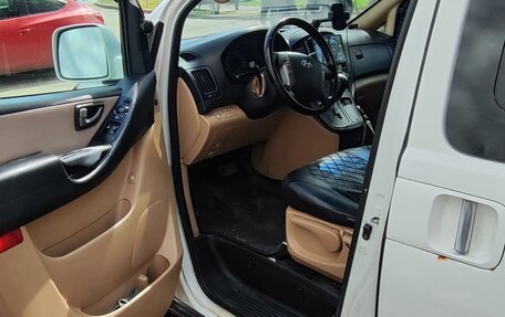 Hyundai Grand Starex Grand Starex I рестайлинг 2, 2008 год, 1 000 000 рублей, 7 фотография