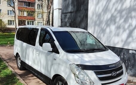 Hyundai Grand Starex Grand Starex I рестайлинг 2, 2008 год, 1 000 000 рублей, 3 фотография