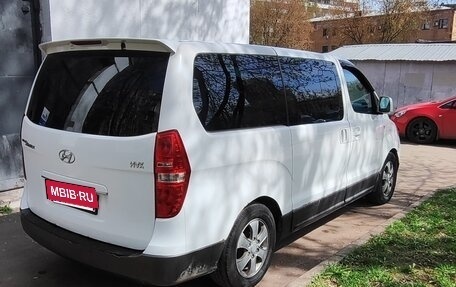 Hyundai Grand Starex Grand Starex I рестайлинг 2, 2008 год, 1 000 000 рублей, 4 фотография