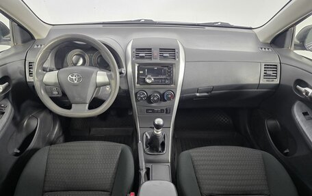 Toyota Corolla, 2012 год, 940 000 рублей, 14 фотография
