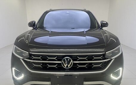 Volkswagen Touran III, 2022 год, 2 250 548 рублей, 4 фотография