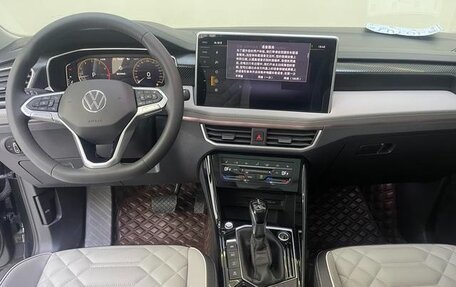 Volkswagen Touran III, 2022 год, 2 250 548 рублей, 8 фотография