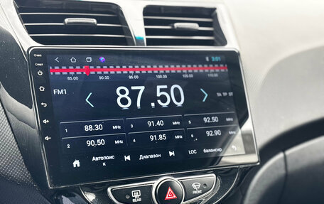 Hyundai Solaris II рестайлинг, 2014 год, 870 000 рублей, 15 фотография