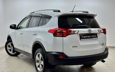 Toyota RAV4, 2015 год, 2 489 000 рублей, 4 фотография