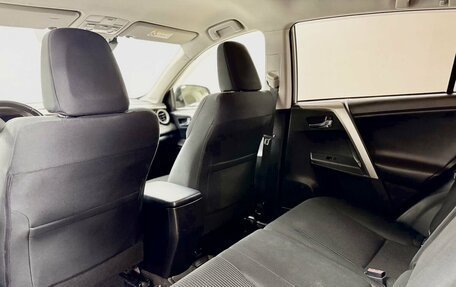 Toyota RAV4, 2015 год, 2 489 000 рублей, 13 фотография