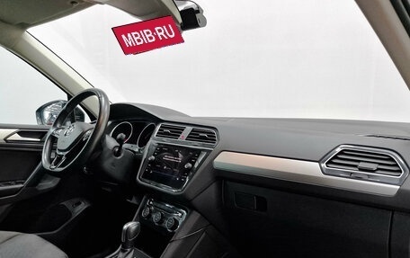 Volkswagen Tiguan II, 2020 год, 2 695 000 рублей, 13 фотография