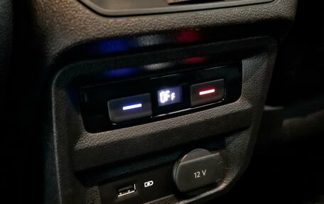 Volkswagen Tiguan II, 2020 год, 2 695 000 рублей, 27 фотография