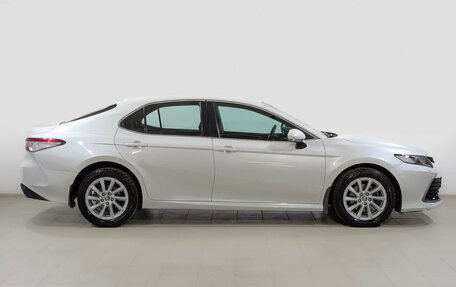 Toyota Camry, 2021 год, 2 750 000 рублей, 4 фотография