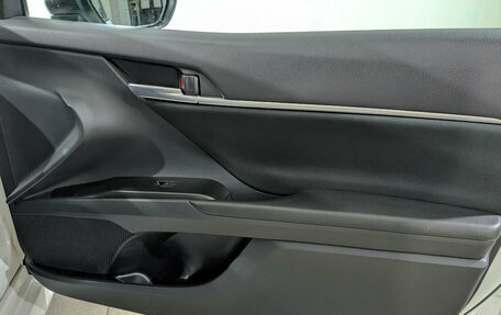 Toyota Camry, 2021 год, 2 750 000 рублей, 25 фотография