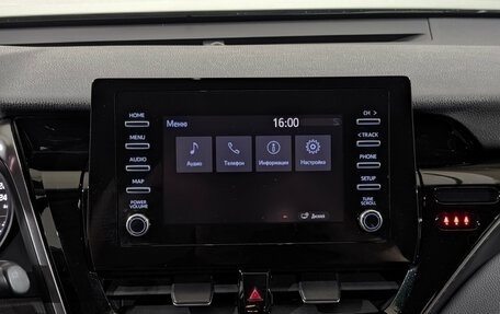 Toyota Camry, 2021 год, 2 750 000 рублей, 17 фотография