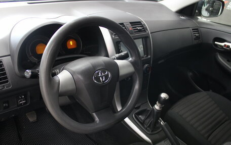 Toyota Corolla, 2012 год, 933 000 рублей, 6 фотография