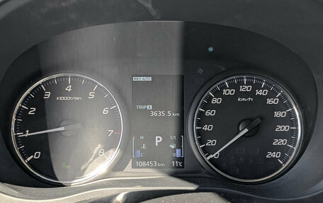 Mitsubishi Outlander III рестайлинг 3, 2017 год, 2 250 000 рублей, 13 фотография