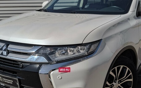 Mitsubishi Outlander III рестайлинг 3, 2017 год, 2 250 000 рублей, 17 фотография
