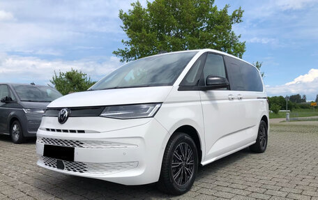 Volkswagen Multivan, 2023 год, 5 450 000 рублей, 1 фотография