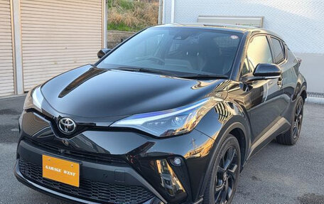 Toyota C-HR I рестайлинг, 2023 год, 2 070 000 рублей, 1 фотография