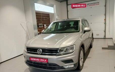 Volkswagen Tiguan II, 2017 год, 2 199 000 рублей, 1 фотография