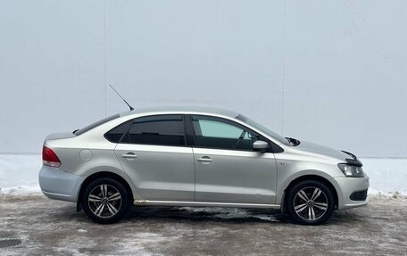 Volkswagen Polo VI (EU Market), 2012 год, 425 000 рублей, 4 фотография