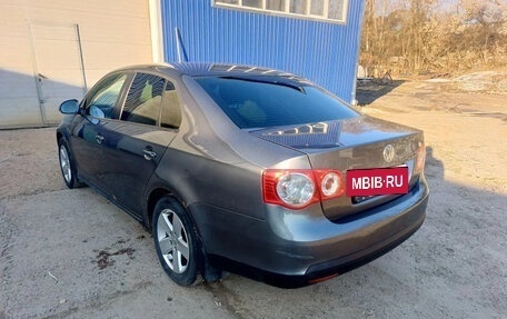 Volkswagen Jetta VI, 2009 год, 430 000 рублей, 4 фотография
