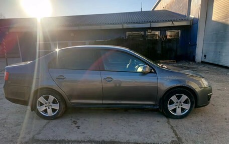 Volkswagen Jetta VI, 2009 год, 430 000 рублей, 7 фотография