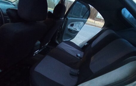 Mitsubishi Carisma I, 1997 год, 135 000 рублей, 12 фотография